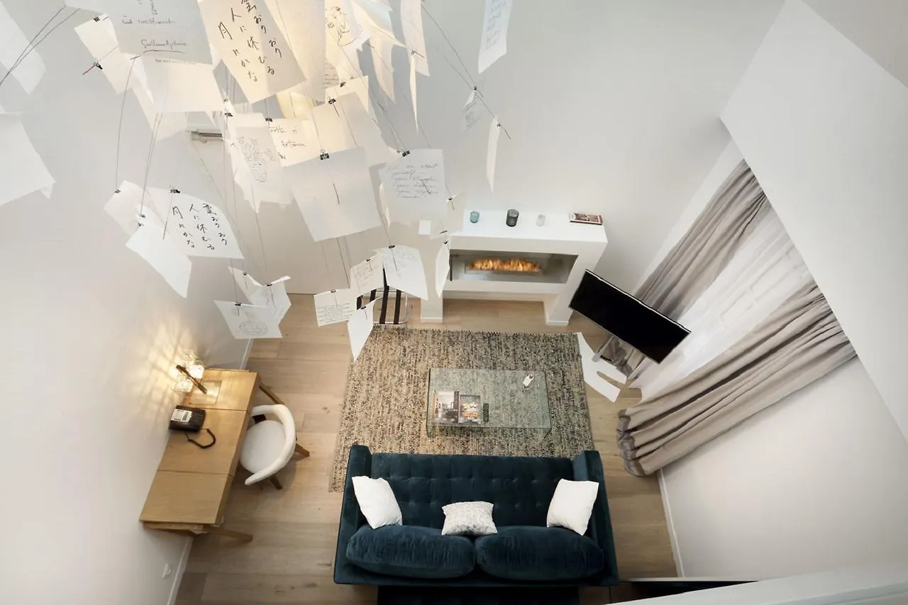 Petit Hôtel Confidentiel Chambéry 5*,