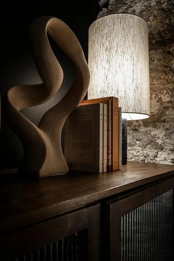 Petit Hotel Confidentiel Chambéry