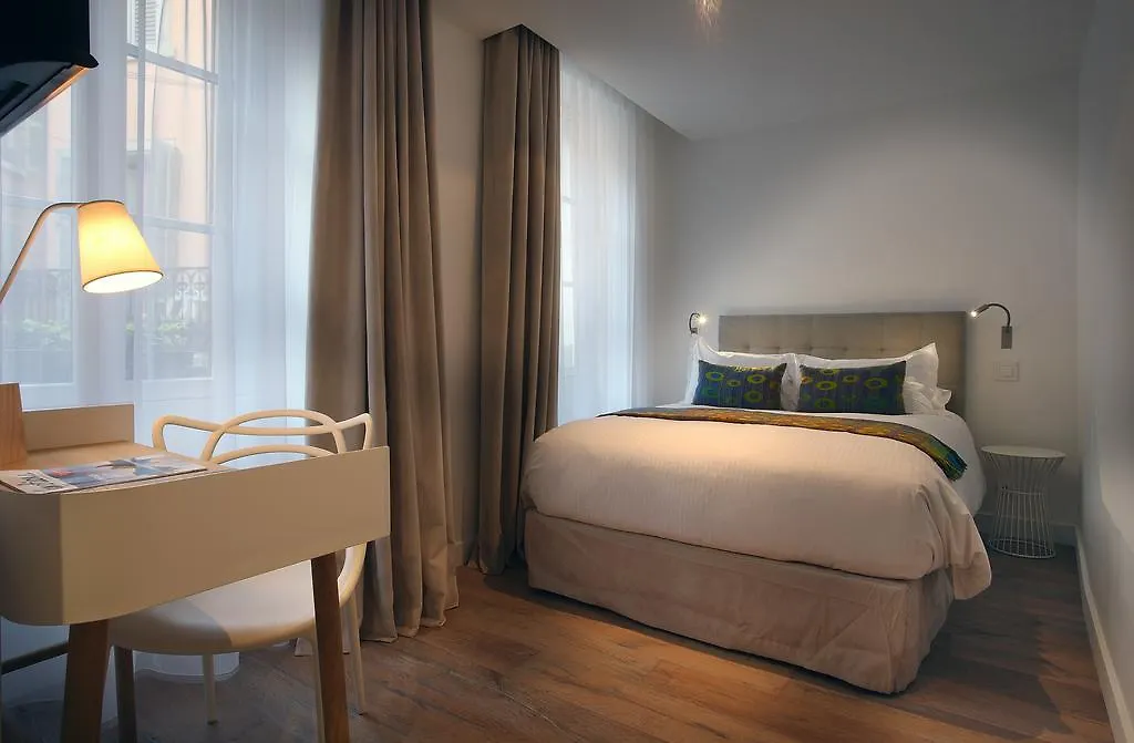 Petit Hôtel Confidentiel Chambéry